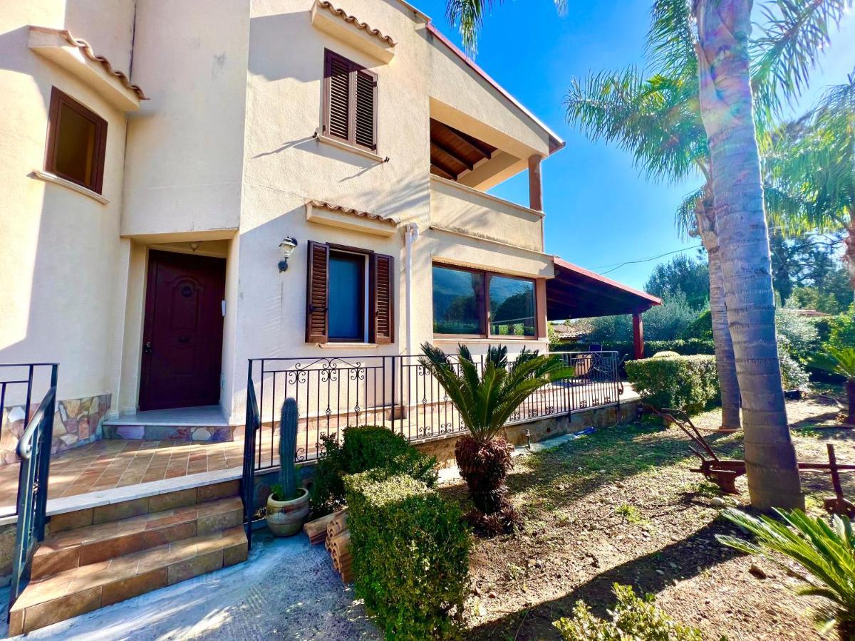 Ferienwohnung La Cinisara Carini Exterior foto